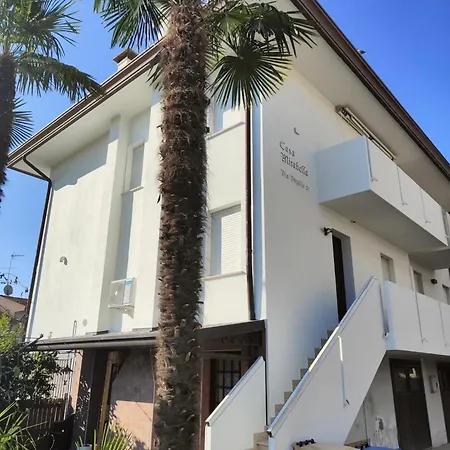 Casa Mirabella بيت للعطل *